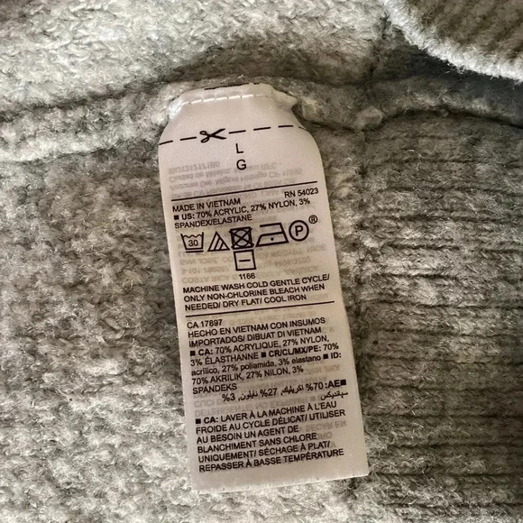 Old navy snowy white leopard print sweater soft gray  animal print sweater large - Picture 4 of 4